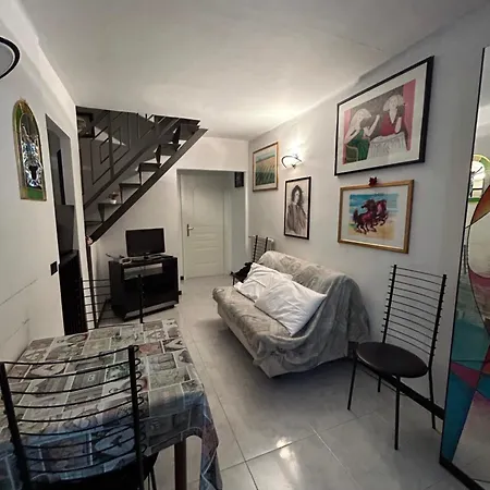 Casa Ginevra Apartment *